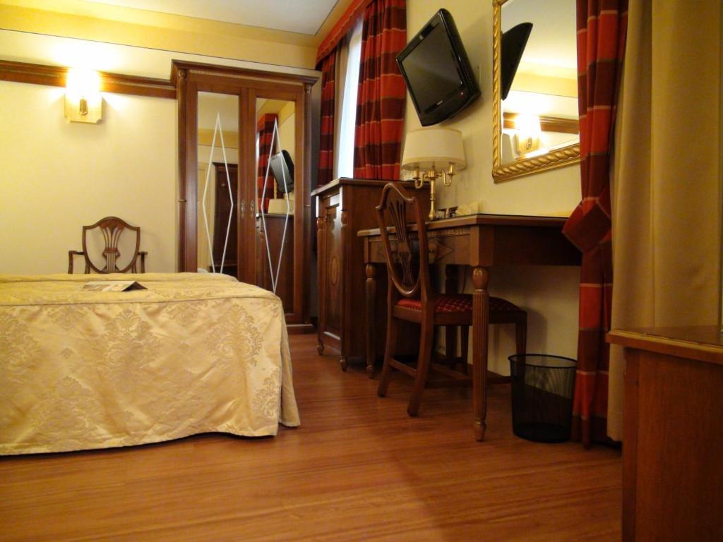 Hotel La Campagnola 1926 Zevio Bilik gambar